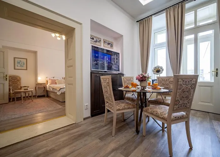 The Royal Hlavna Balcony Parking *