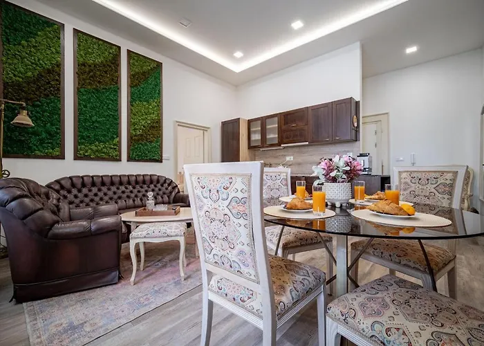 Apartmán The Royal Hlavna Balcony Parking Košice