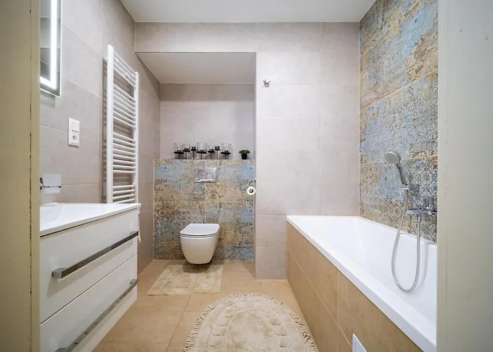 Apartmán The Royal Hlavna Balcony Parking *