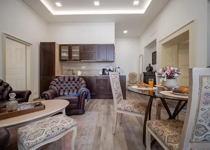 The Royal Hlavna Balcony Parking