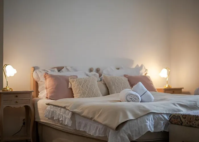 The Royal Hlavna Balcony Parking Apartmán