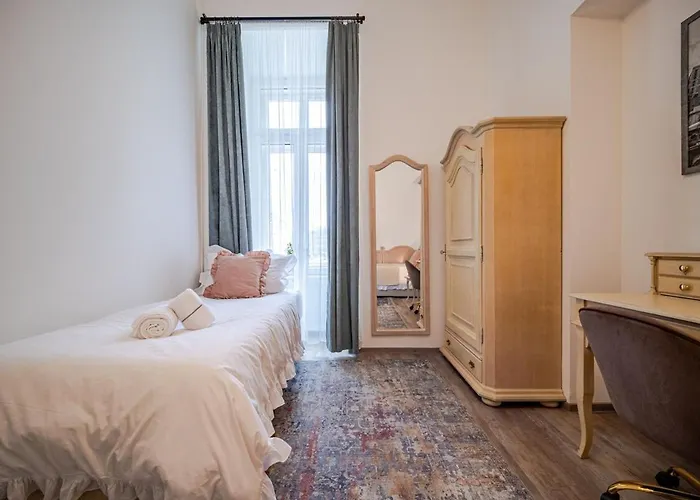 Apartmán The Royal Hlavna Balcony Parking Košice